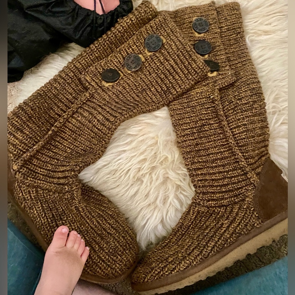 UGG knit brown button slouchy boot
